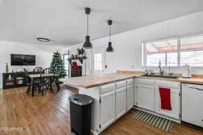 1006 W Riviera Circle, Tempe, AZ 85282 - Photo 15