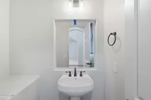 2718 E Hampton Ln, Gilbert, AZ 85295 - Photo 7