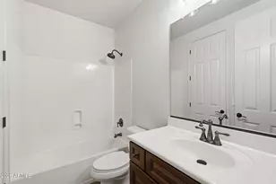 2718 E Hampton Ln, Gilbert, AZ 85295 - Photo 21