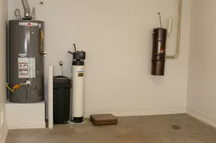 2718 E Hampton Ln, Gilbert, AZ 85295 - Photo 57