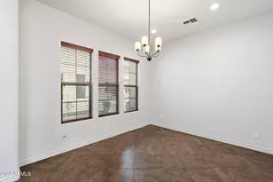 2718 E Hampton Ln, Gilbert, AZ 85295 - Photo 11