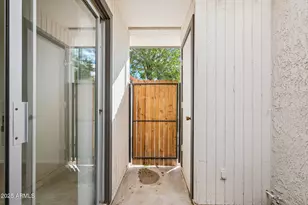 195 N Cottonwood St, Chandler, AZ 85225 - Photo 29