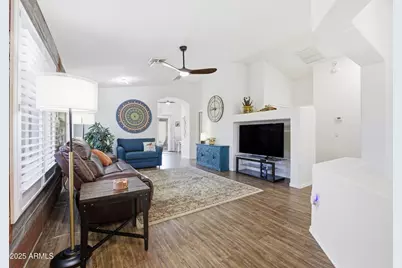 2046 W Appaloosa Way, San Tan Valley, AZ 85144 - Photo 3