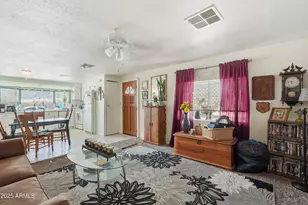 233 E Villa Rita Dr, Phoenix, AZ 85022 - Photo 7