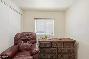 233 E Villa Rita Dr, Phoenix, AZ 85022 - Photo 19