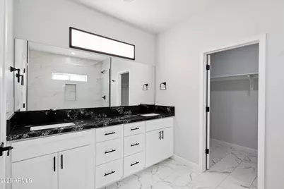 22103 W Harwell Road, Buckeye, AZ 85326 - Photo 25