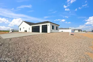 22103 W Harwell Rd, Buckeye, AZ 85326 - Photo 3