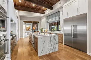10460 E Palo Brea Dr, Scottsdale, AZ 85262 - Photo 23