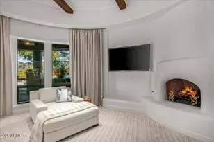 10460 E Palo Brea Dr, Scottsdale, AZ 85262 - Photo 29