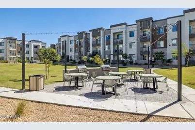 28201 N Black Canyon Highway #2, Phoenix, AZ 85085 - Photo 15