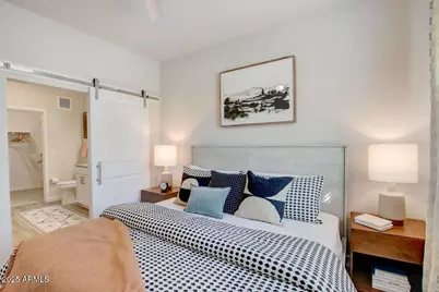 28201 N Black Canyon Highway #2, Phoenix, AZ 85085 - Photo 5