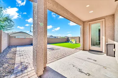 12451 W Kaler Drive, Glendale, AZ 85307 - Photo 27