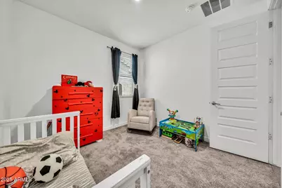 12451 W Kaler Drive, Glendale, AZ 85307 - Photo 15