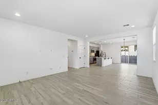 10046 W Piccadilly Rd, Avondale, AZ 85392 - Photo 15