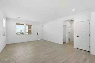 10046 W Piccadilly Rd, Avondale, AZ 85392 - Photo 13