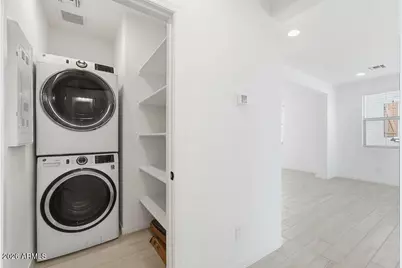 10046 W Piccadilly Road, Avondale, AZ 85392 - Photo 27