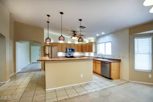 23171 W Shadow Dr, Buckeye, AZ 85326 - Photo 9