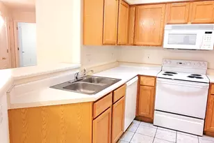 9151 W Greenway Rd, Peoria, AZ 85381 - Photo 9