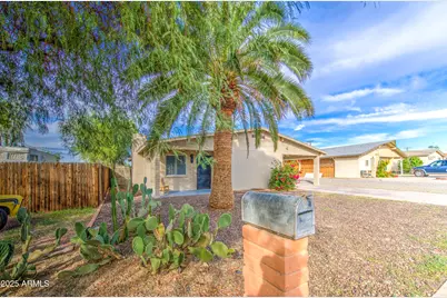 1050 W Buist Avenue, Phoenix, AZ 85041 - Photo 5