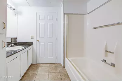 1050 W Buist Avenue, Phoenix, AZ 85041 - Photo 25