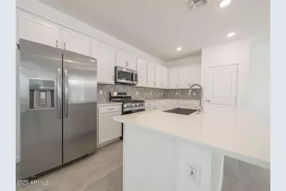 3346 S 179th Drive, Goodyear, AZ 85338 - Photo 11