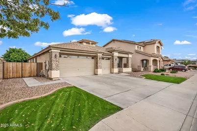 14432 W Hearn Road, Surprise, AZ 85379 - Photo 3