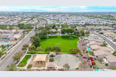 14432 W Hearn Road, Surprise, AZ 85379 - Photo 47