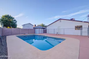 5539 W Wilshire Dr, Phoenix, AZ 85035 - Photo 41
