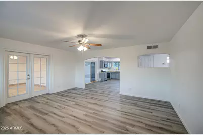 5539 W Wilshire Drive, Phoenix, AZ 85035 - Photo 7