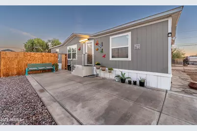 320 5th Avenue E, Buckeye, AZ 85326 - Photo 5