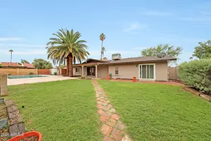 110 W Las Palmaritas Dr, Phoenix, AZ 85021 - Photo 25