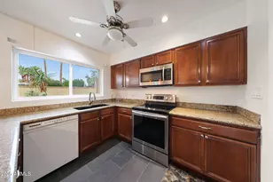 110 W Las Palmaritas Dr, Phoenix, AZ 85021 - Photo 11