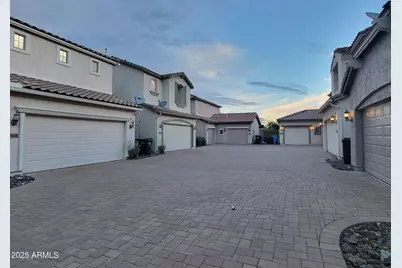 2160 W Barwick Drive, Phoenix, AZ 85085 - Photo 35