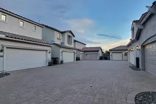 2160 W Barwick Dr, Phoenix, AZ 85085 - Photo 35