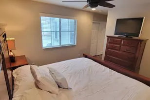 2160 W Barwick Dr, Phoenix, AZ 85085 - Photo 25