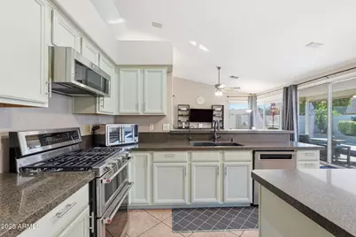 7137 E Laguna Azul Avenue, Mesa, AZ 85209 - Photo 17