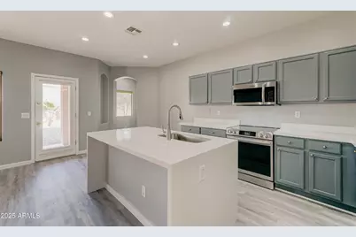 17810 W Marshall Lane, Surprise, AZ 85388 - Photo 7