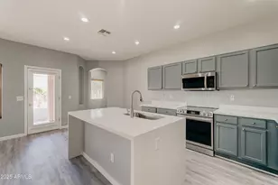 17810 W Marshall Ln, Surprise, AZ 85388 - Photo 7