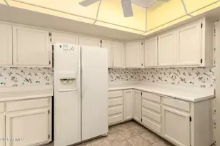 13443 W Gable Hill Dr, Sun City West, AZ 85375 - Photo 15