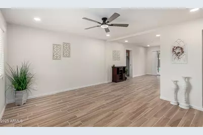 11428 N 25th Avenue, Phoenix, AZ 85029 - Photo 5