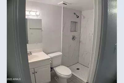 4236 S 46th Place, Phoenix, AZ 85040 - Photo 15