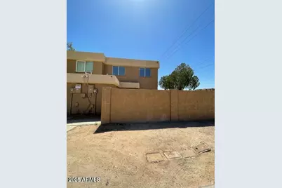 4236 S 46th Place, Phoenix, AZ 85040 - Photo 1