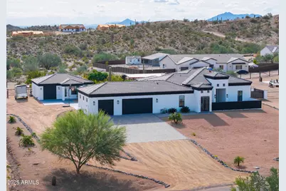 2529 W Magma Road, San Tan Valley, AZ 85144 - Photo 1