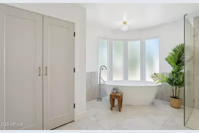 8731 E San Felipe Drive, Scottsdale, AZ 85258 - Photo 23