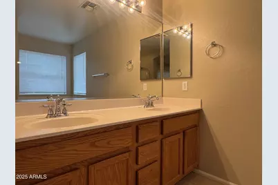 2191 W Goldmine Mountain Drive, San Tan Valley, AZ 85144 - Photo 11