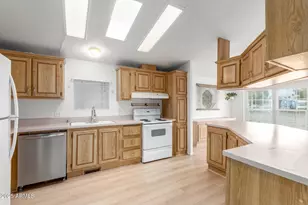 1325 E 19th Ave, Apache Junction, AZ 85119 - Photo 9