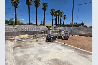 2202 N 26th Place, Phoenix, AZ 85008 - Photo 5