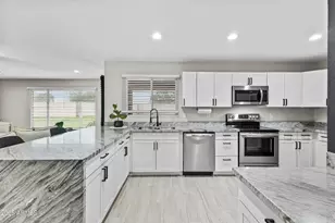 10616 W Campana Dr, Sun City, AZ 85351 - Photo 13