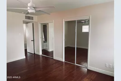 4702 E Wilshire Drive, Phoenix, AZ 85008 - Photo 9