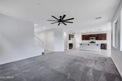 12370 W Cassia Trail, Peoria, AZ 85383 - Photo 11